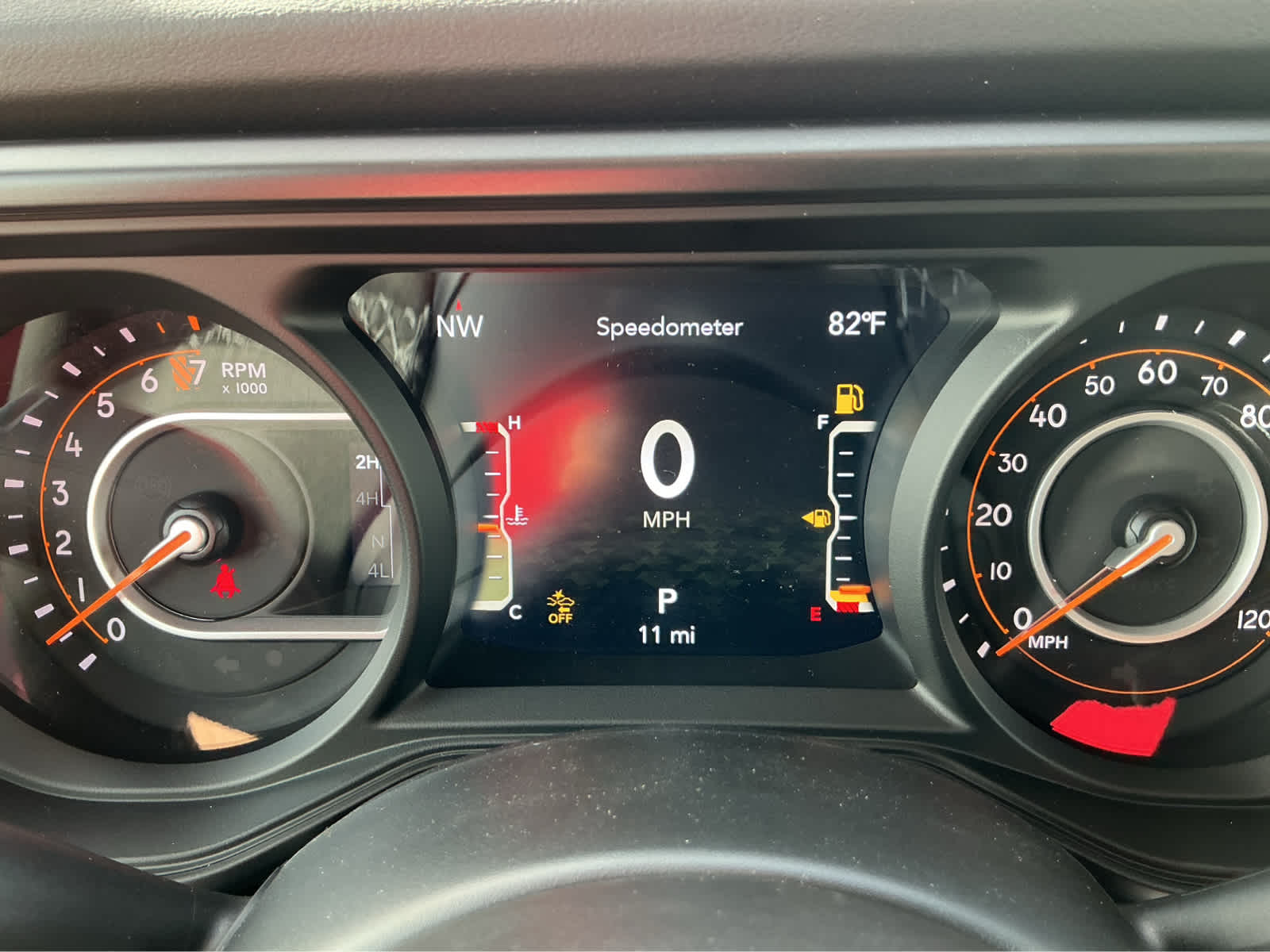 new 2026 Jeep Gladiator car, priced at $45,253