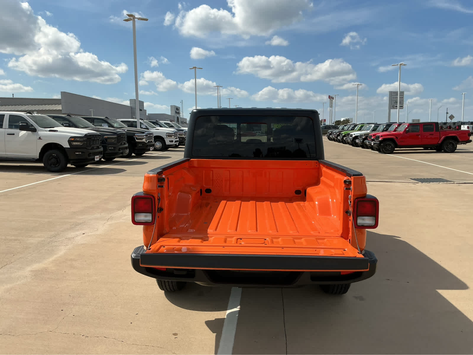 Used Car 2025 Jeep Gladiator  Sport S For Sale Under $40,000 In Waco, Texas