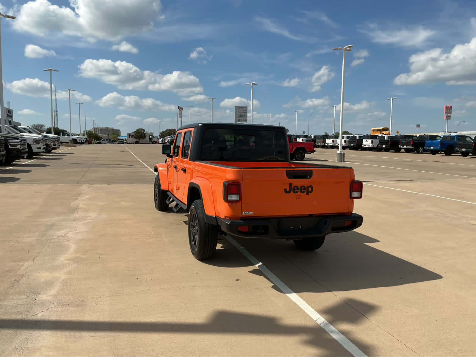 Used Car 2025 Jeep Gladiator  Sport S For Sale Under $40,000 In Waco, Texas