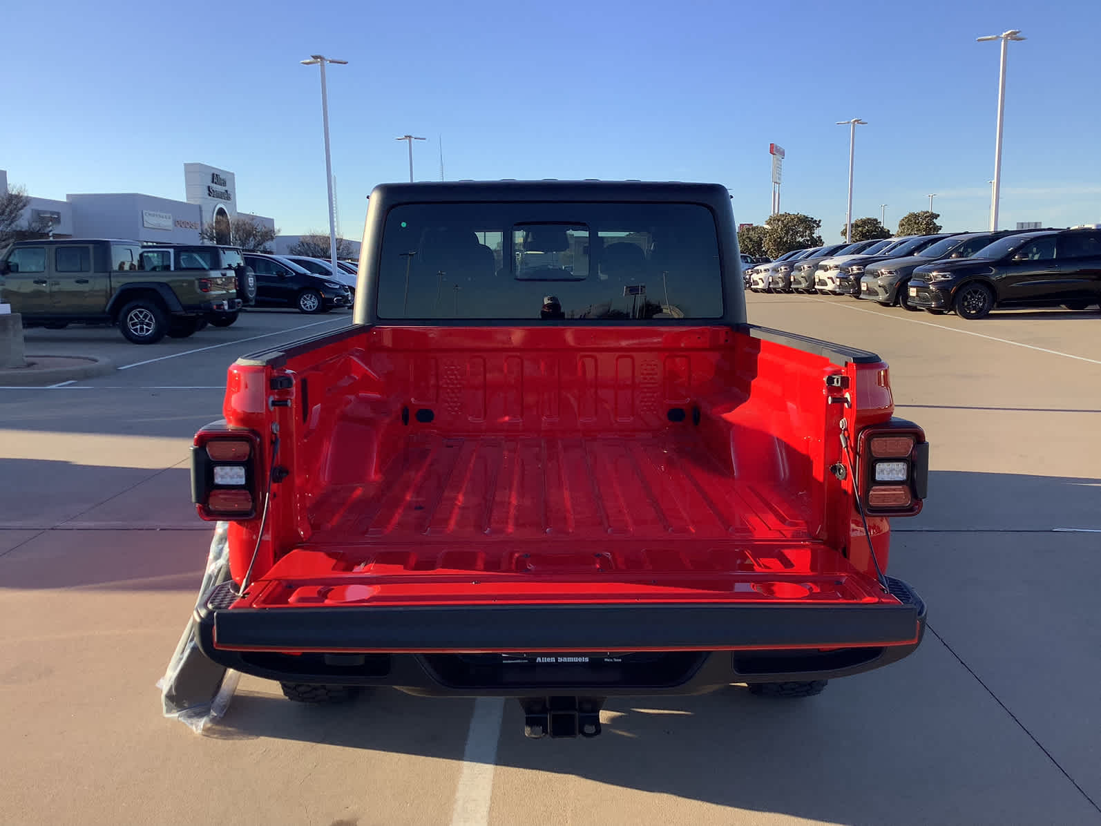 new 2026 Jeep Gladiator car, priced at $46,482