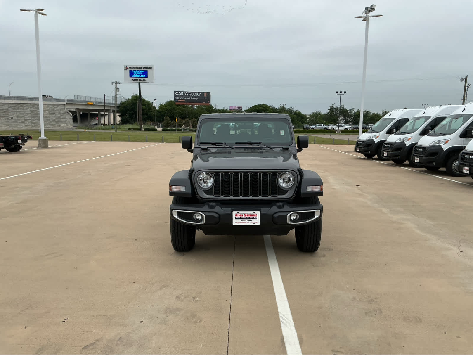new 2026 Jeep Gladiator car, priced at $44,375