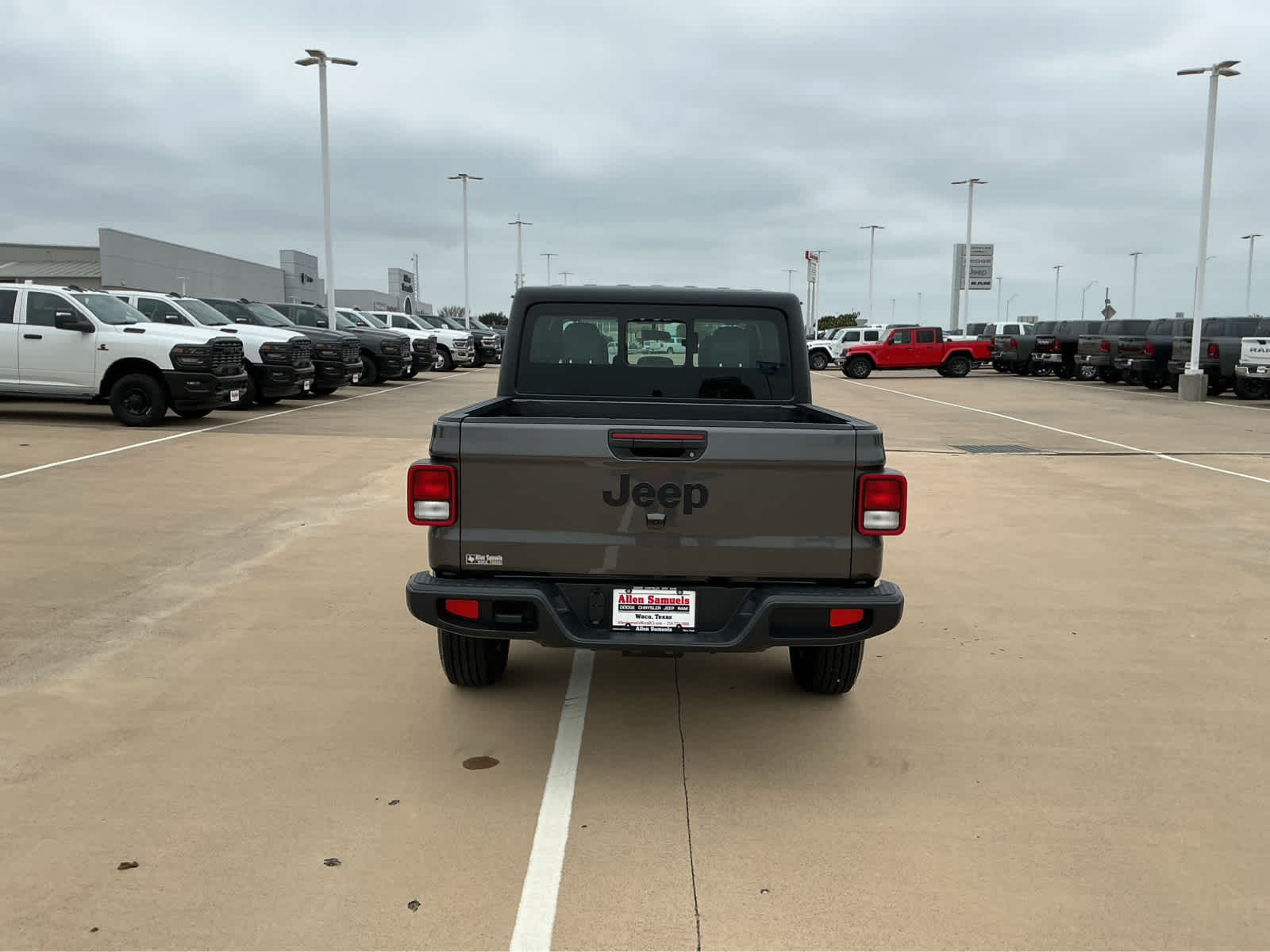 new 2026 Jeep Gladiator car, priced at $44,375