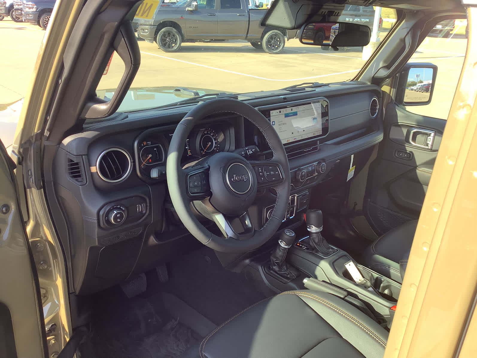New Car 2025 Jeep Gladiator  Texas Trail For Sale Under $50,000 In Waco, Texas