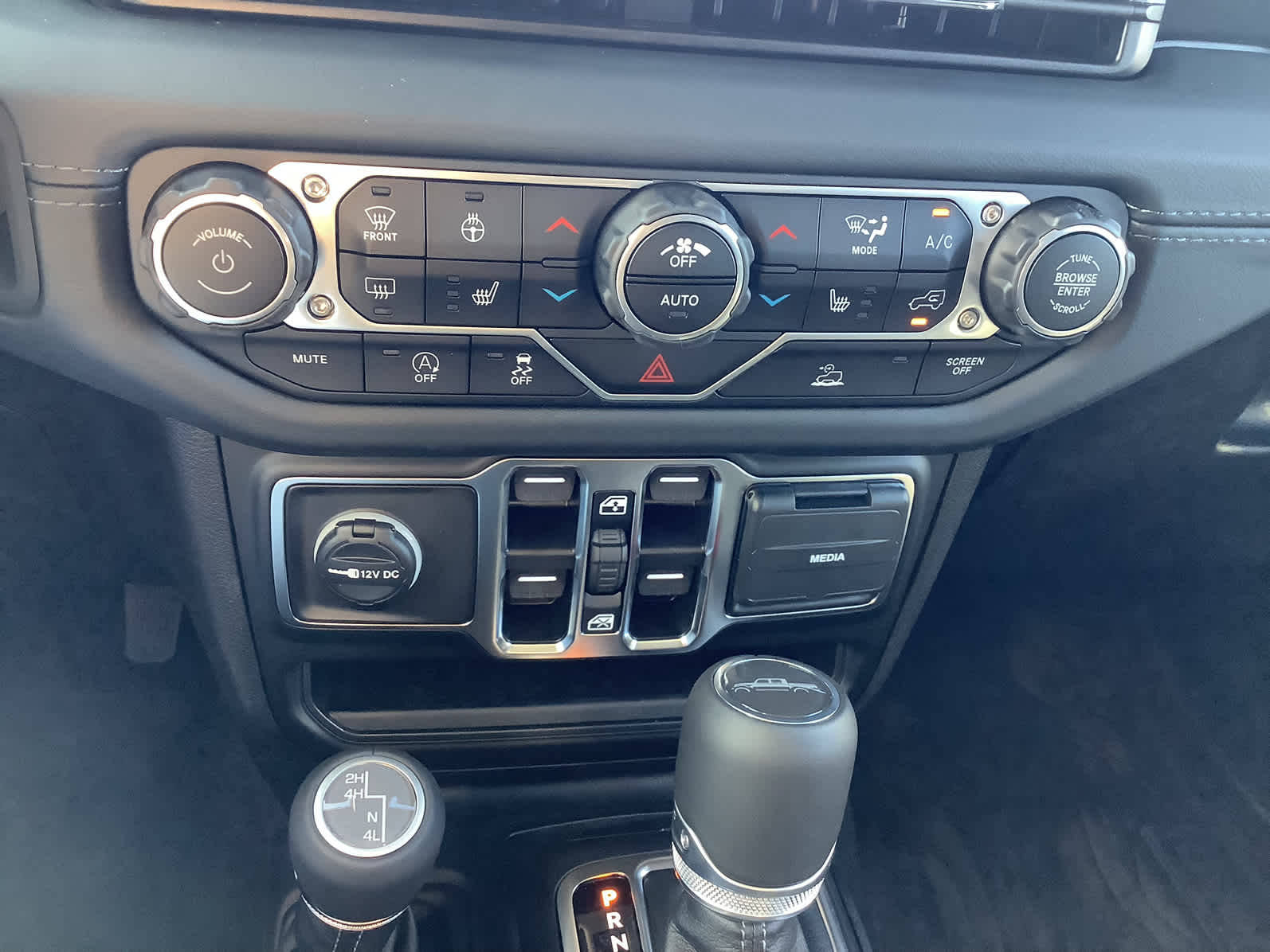 New Car 2025 Jeep Gladiator  Texas Trail For Sale Under $50,000 In Waco, Texas