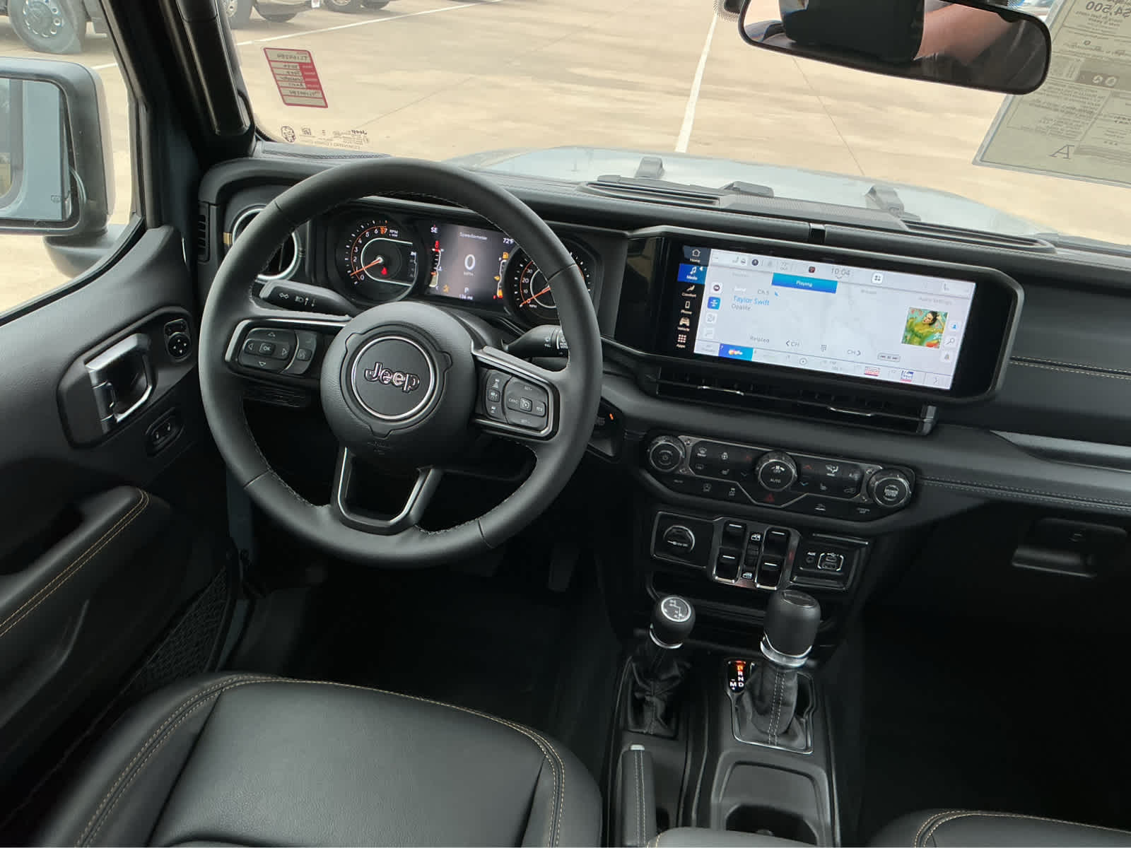 new 2026 Jeep Gladiator car, priced at $45,678