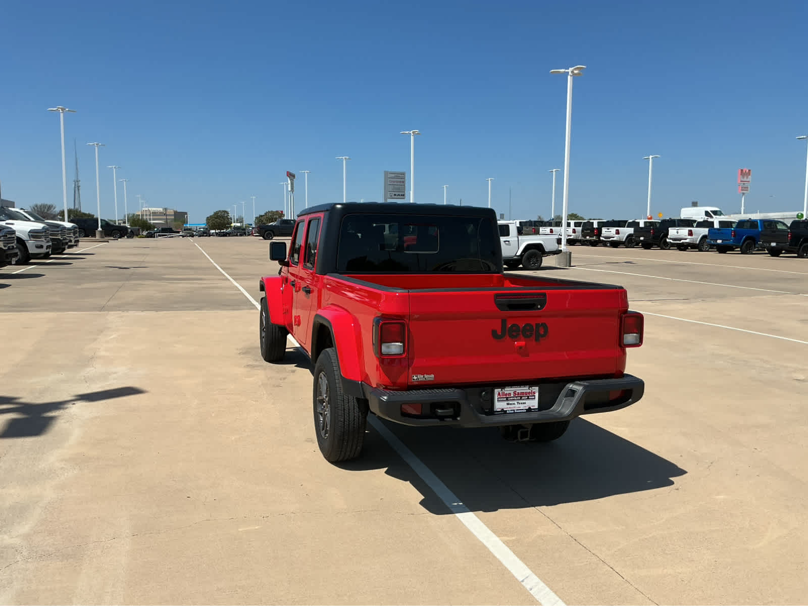 New Car 2025 Jeep Gladiator  Sport S For Sale Under $60,000 In Waco, Texas
