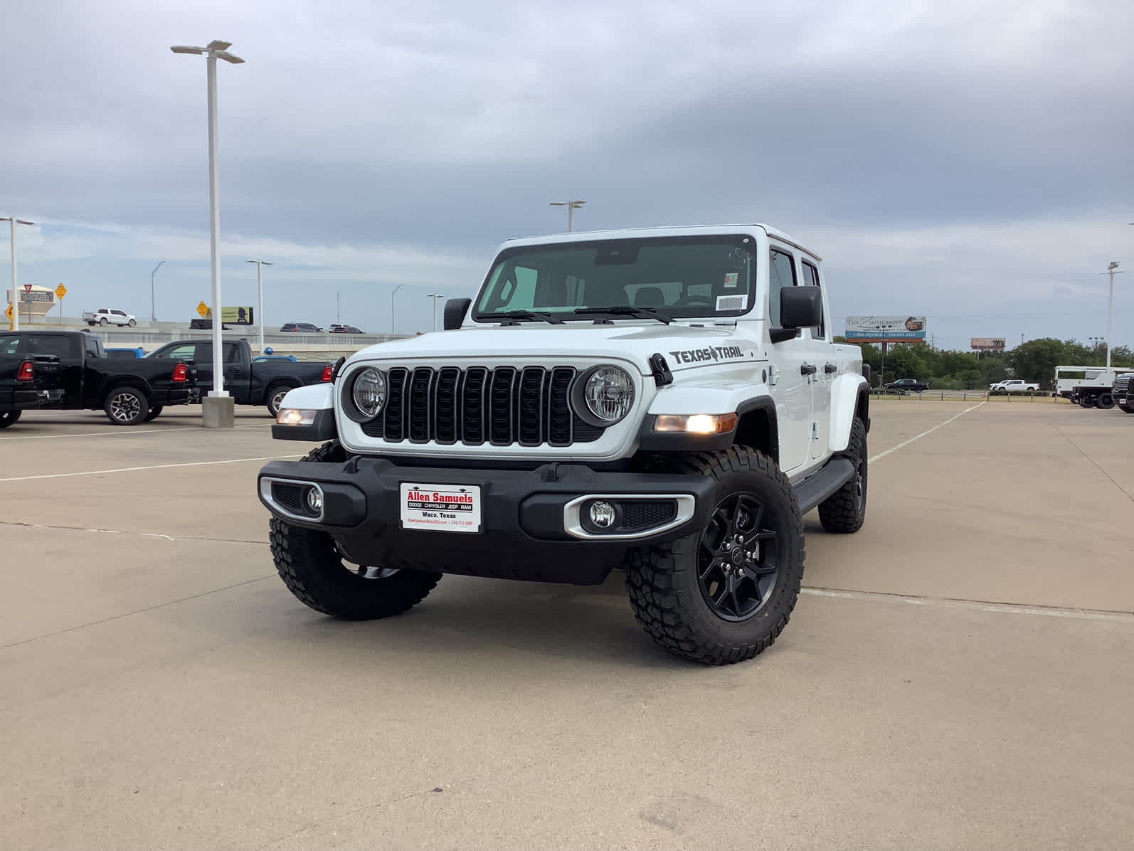 New Car 2025 Jeep Gladiator  Texas Trail For Sale Under $50,000 In Waco, Texas