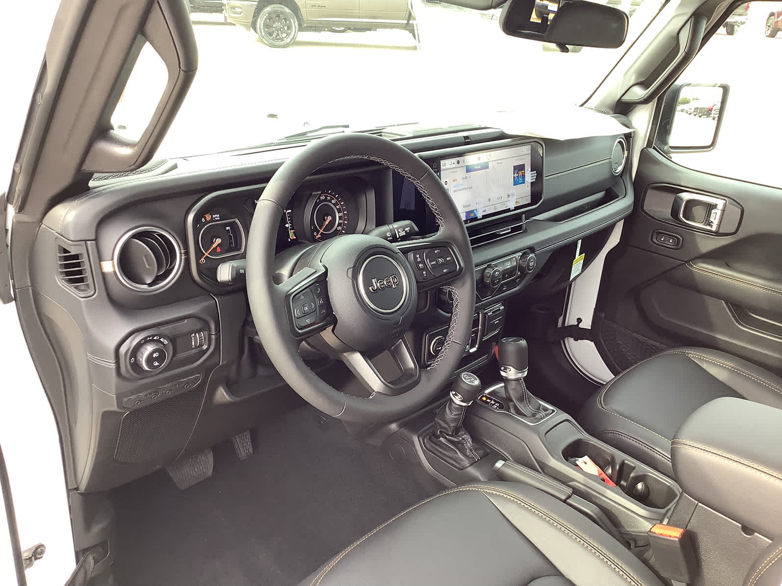 New Car 2025 Jeep Gladiator  Texas Trail For Sale Under $50,000 In Waco, Texas
