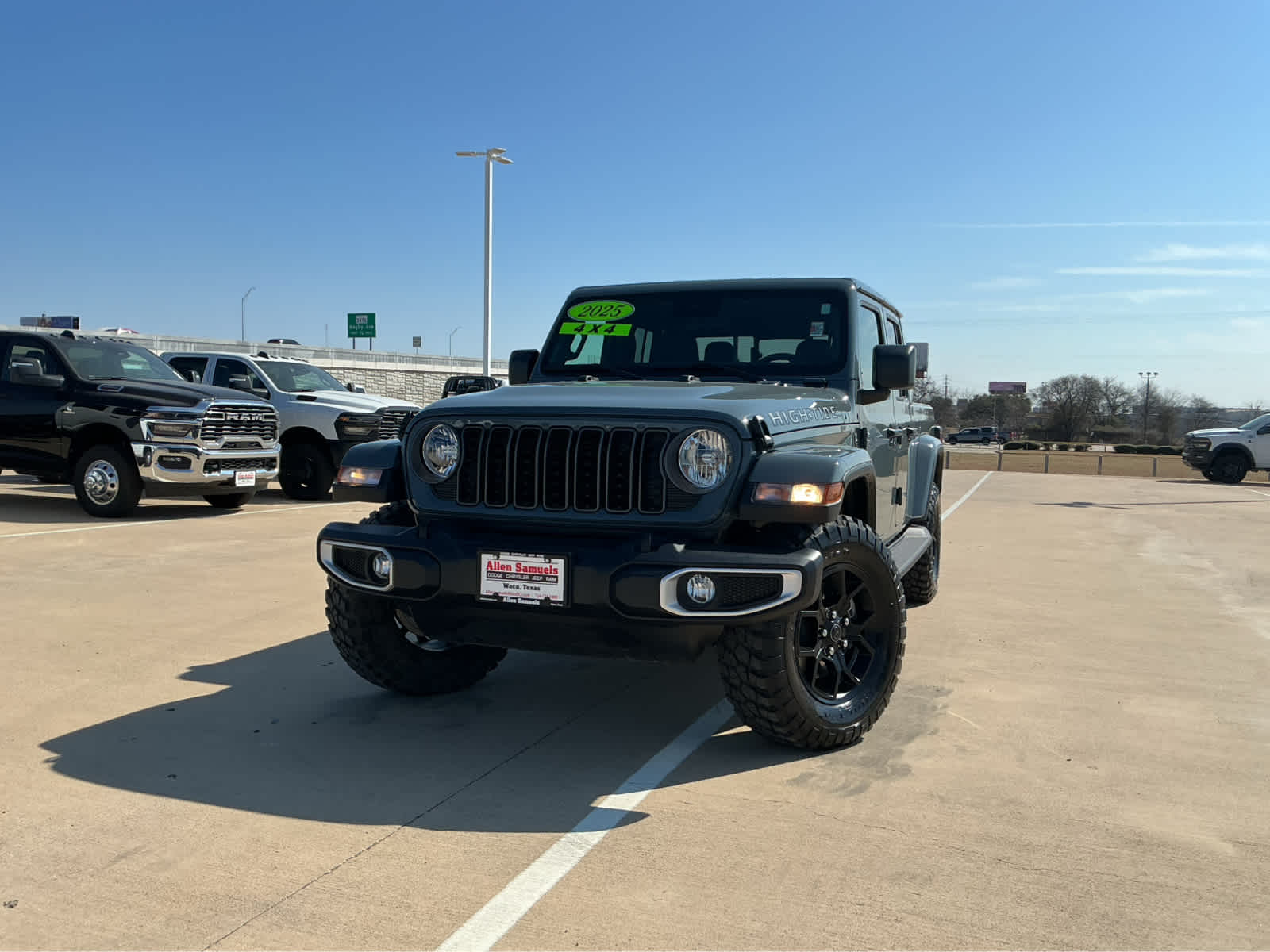 Used Car 2025 Jeep Gladiator  Nighthawk For Sale Under $40,000 In Waco, Texas