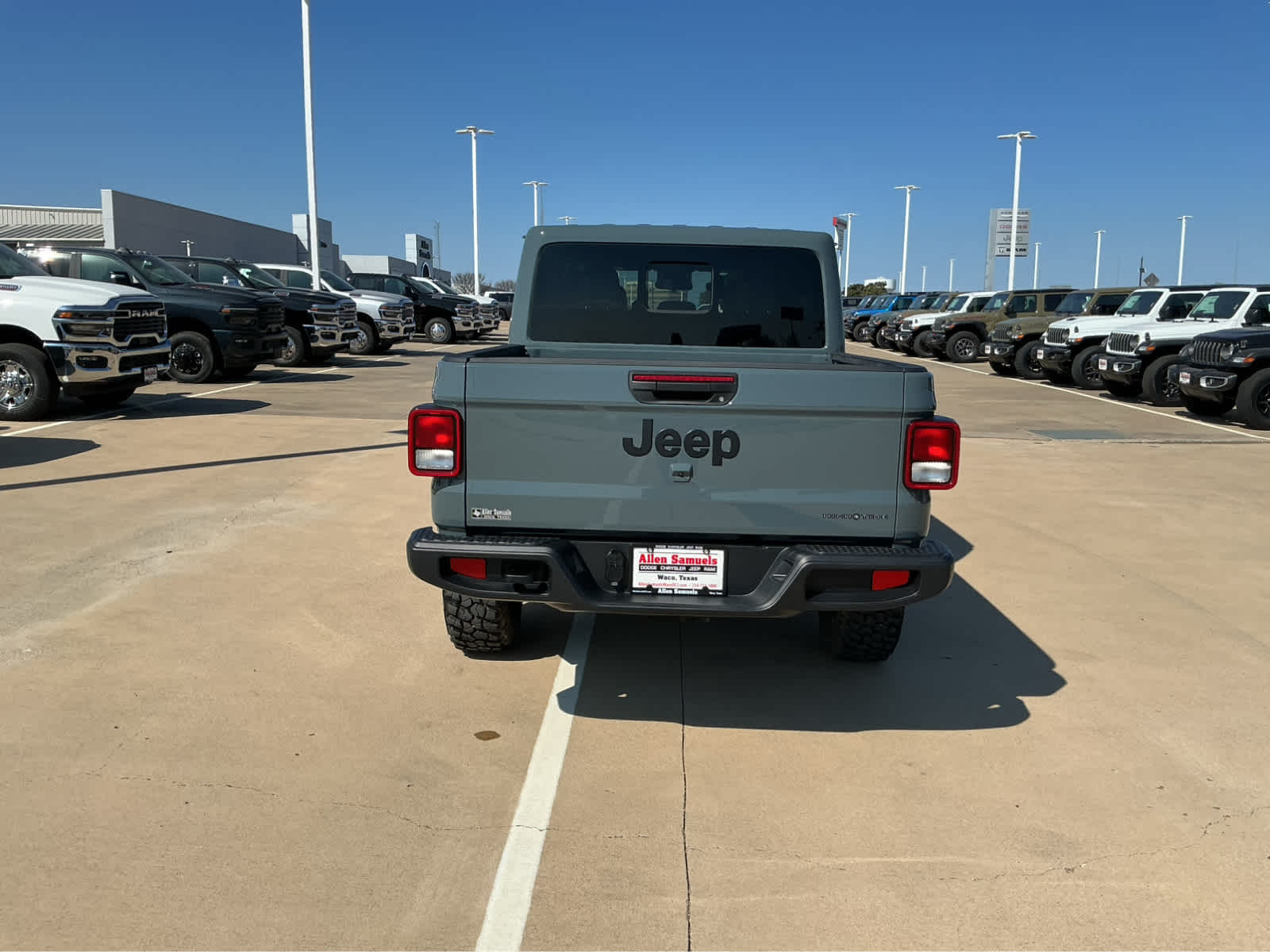 Used Car 2025 Jeep Gladiator  Nighthawk For Sale Under $40,000 In Waco, Texas