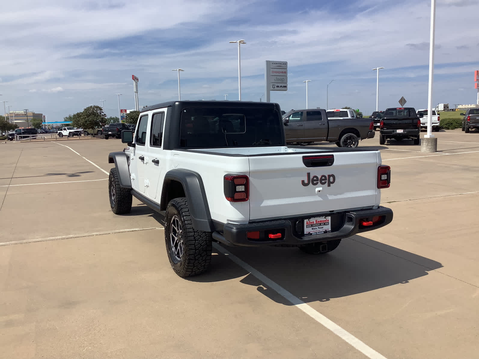 New Car 2025 Jeep Gladiator  Rubicon For Sale Under $60,000 In Waco, Texas