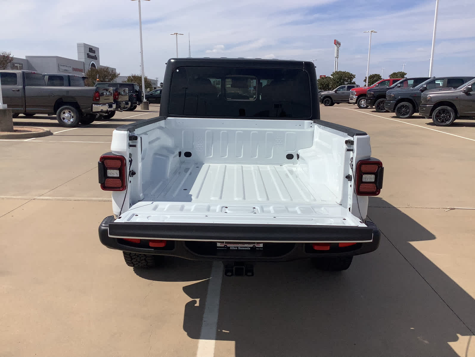 New Car 2025 Jeep Gladiator  Rubicon For Sale Under $60,000 In Waco, Texas