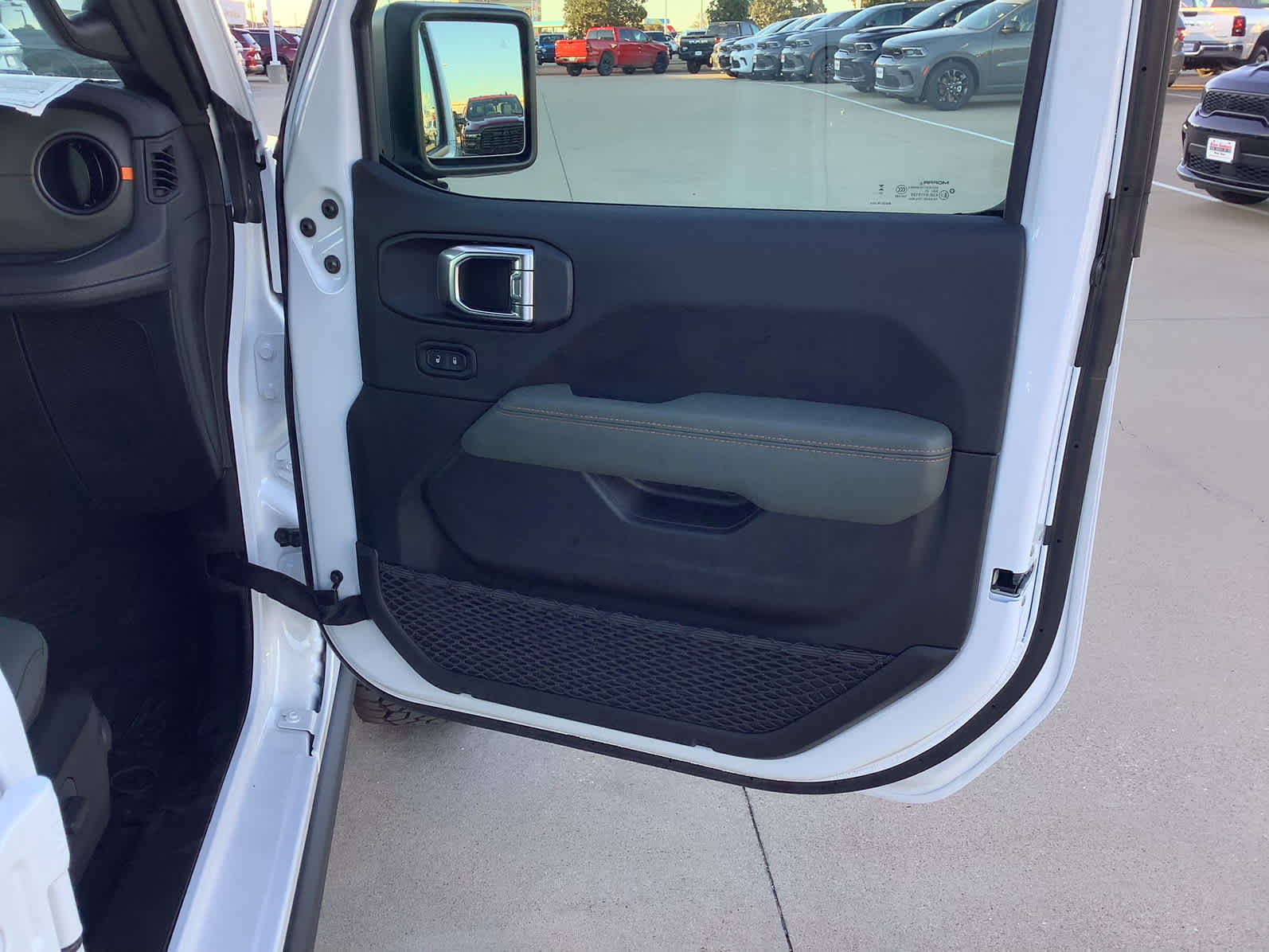 New Car 2025 Jeep Gladiator  Mojave X For Sale Under $70,000 In Waco, Texas