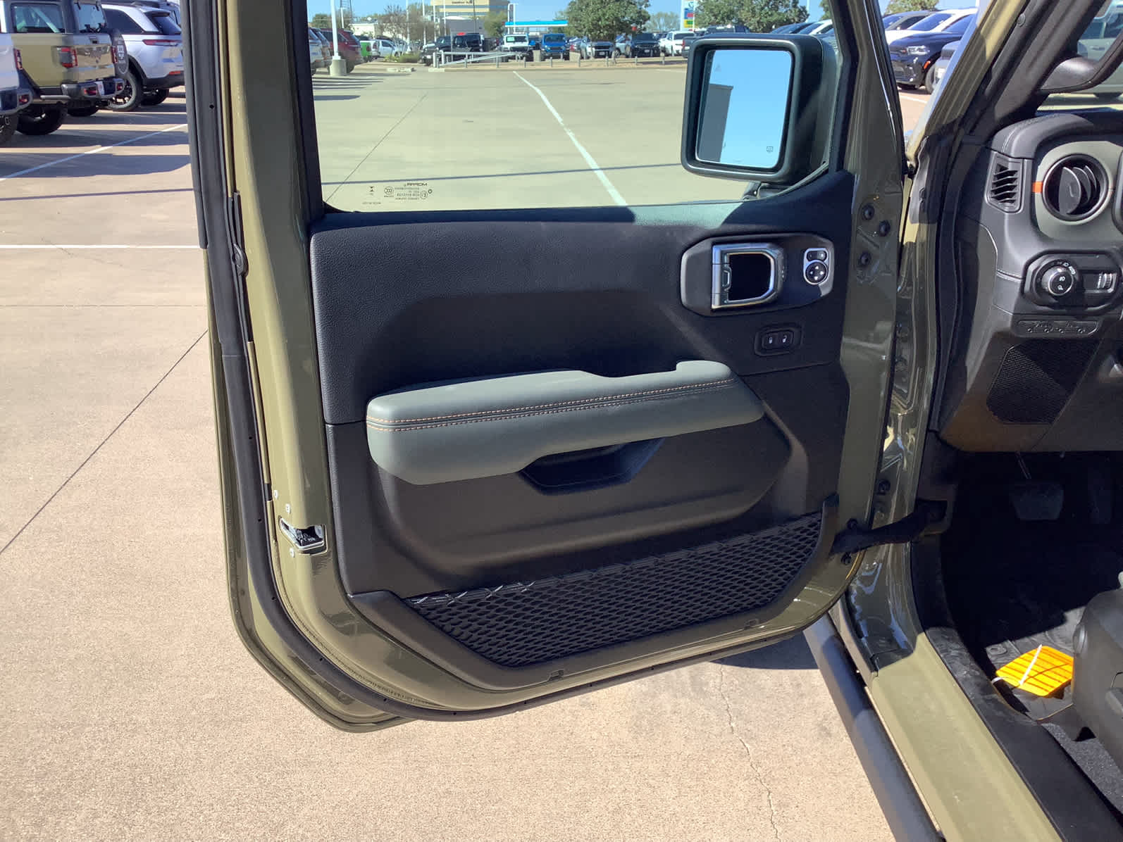 New Car 2025 Jeep Gladiator  Mojave For Sale Under $60,000 In Waco, Texas