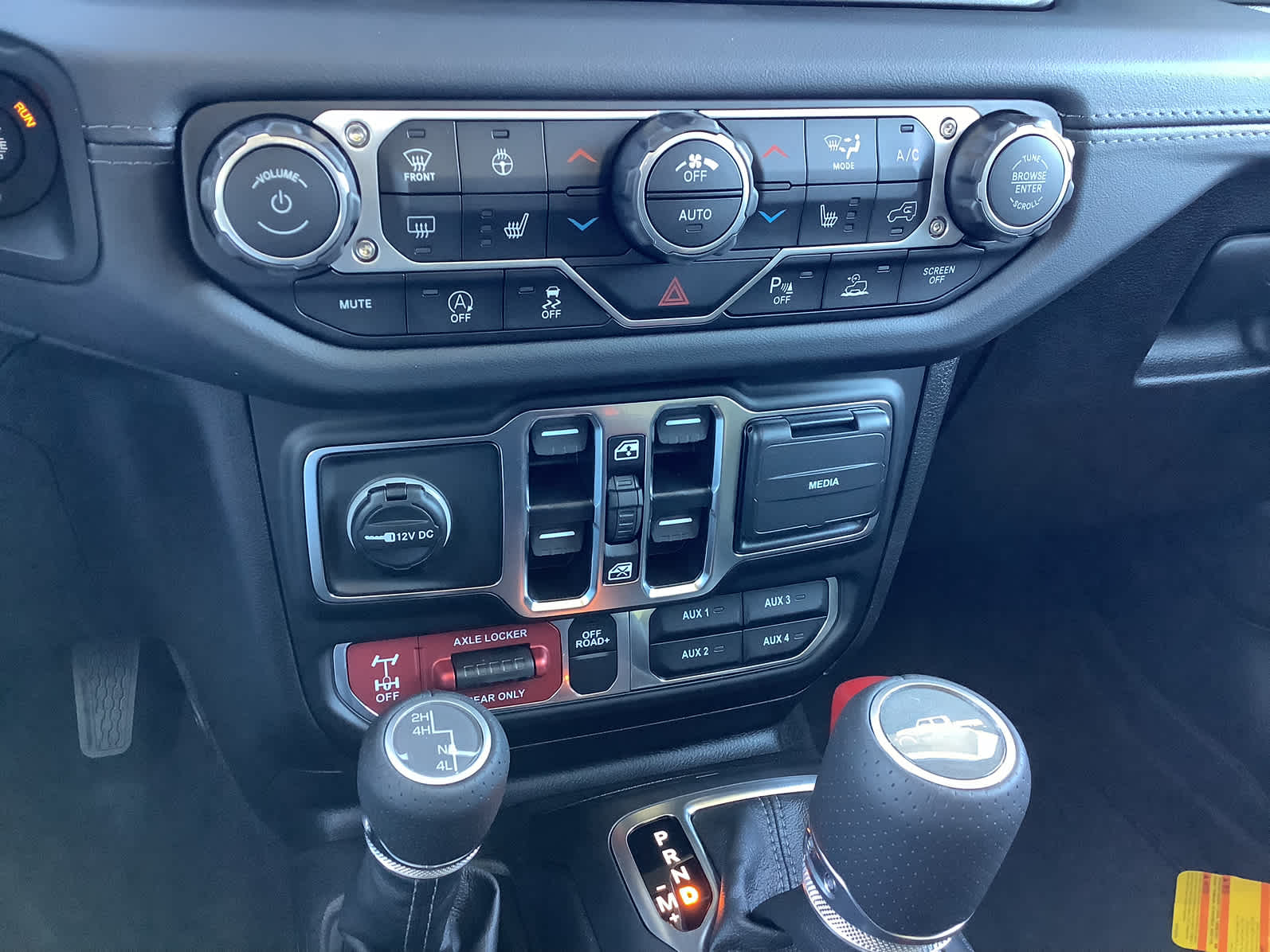 New Car 2025 Jeep Gladiator  Mojave For Sale Under $60,000 In Waco, Texas