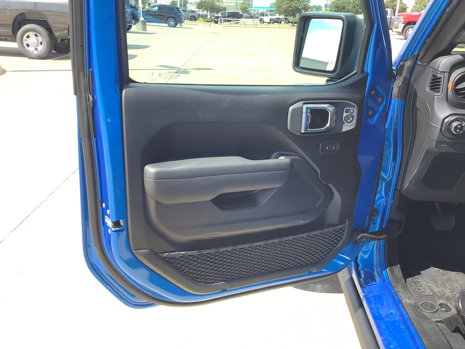 New Car 2025 Jeep Gladiator  Mojave For Sale Under $60,000 In Waco, Texas