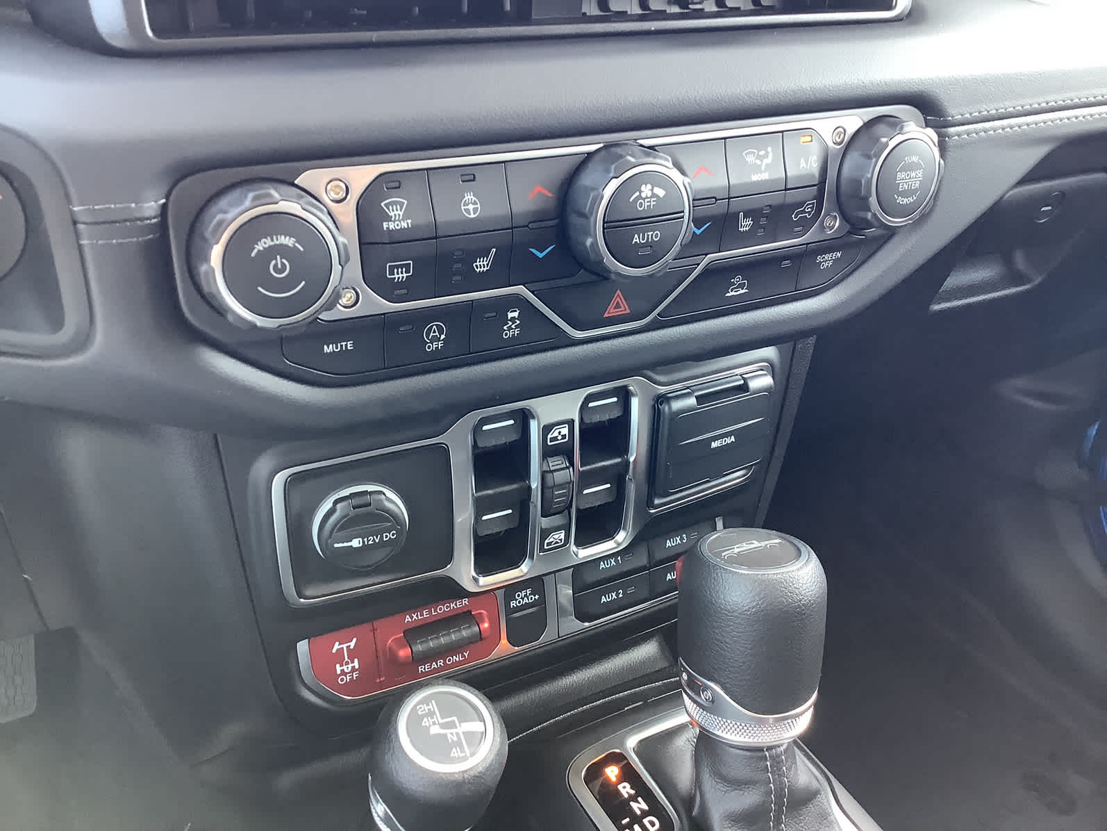New Car 2025 Jeep Gladiator  Mojave For Sale Under $60,000 In Waco, Texas