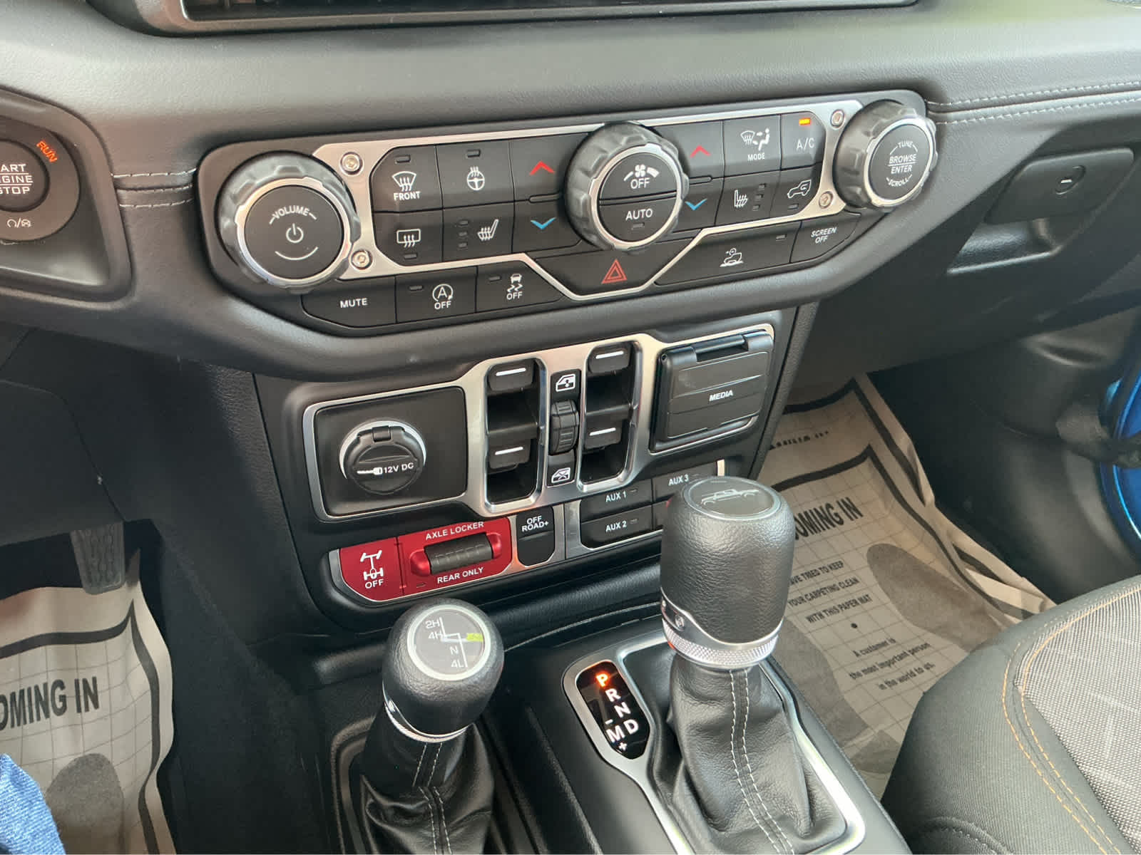 Used Car 2025 Jeep Gladiator  Mojave For Sale Under $60,000 In Waco, Texas