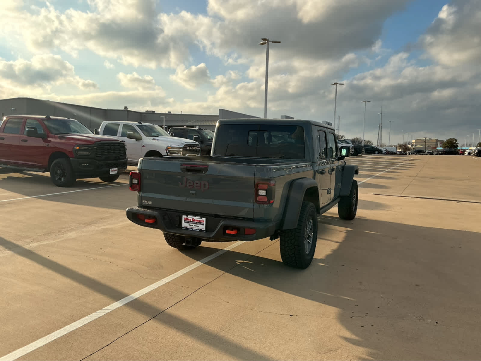 New Car 2025 Jeep Gladiator  Mojave For Sale Under $60,000 In Waco, Texas
