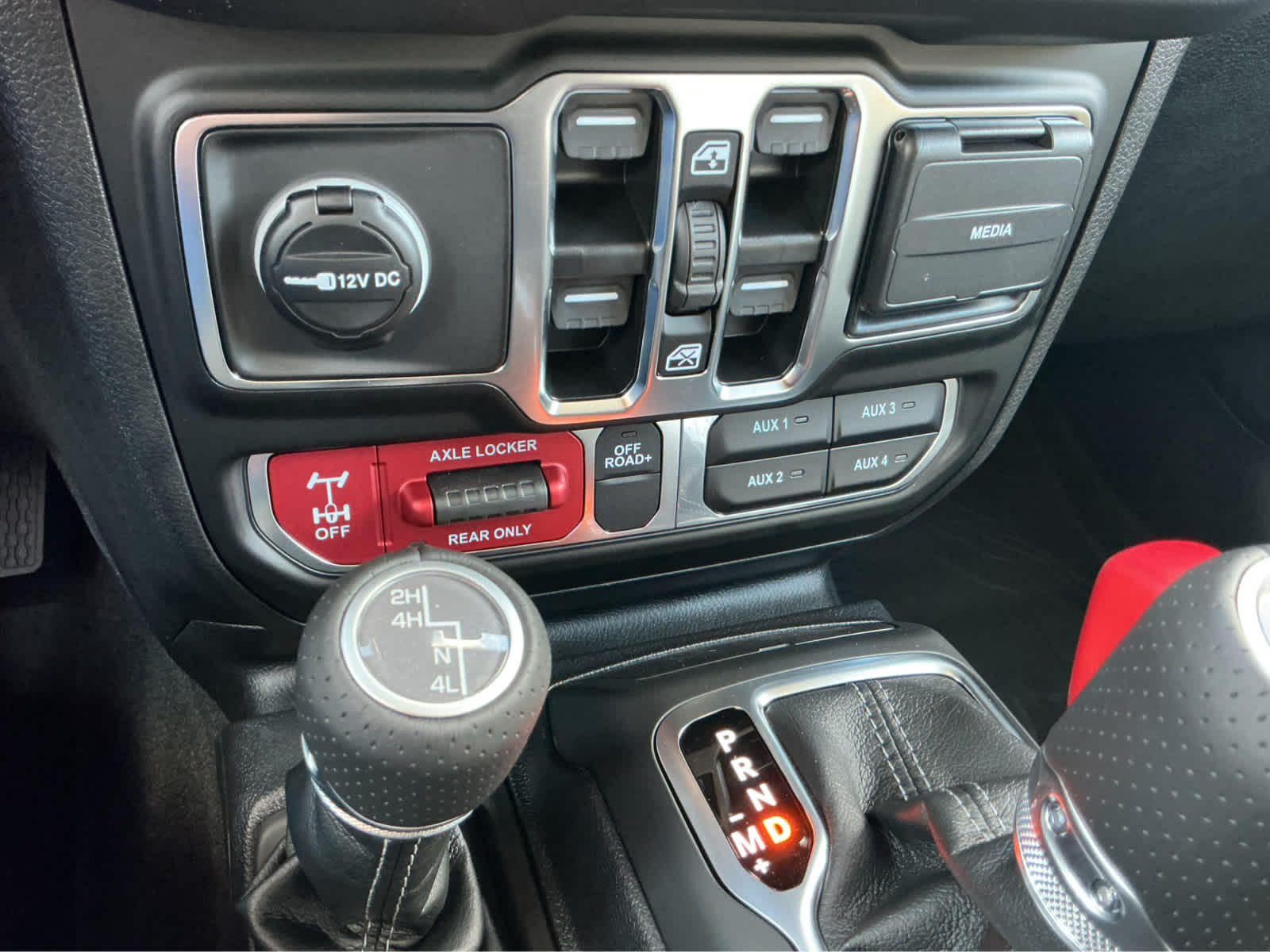 New Car 2025 Jeep Gladiator  Mojave For Sale Under $60,000 In Waco, Texas