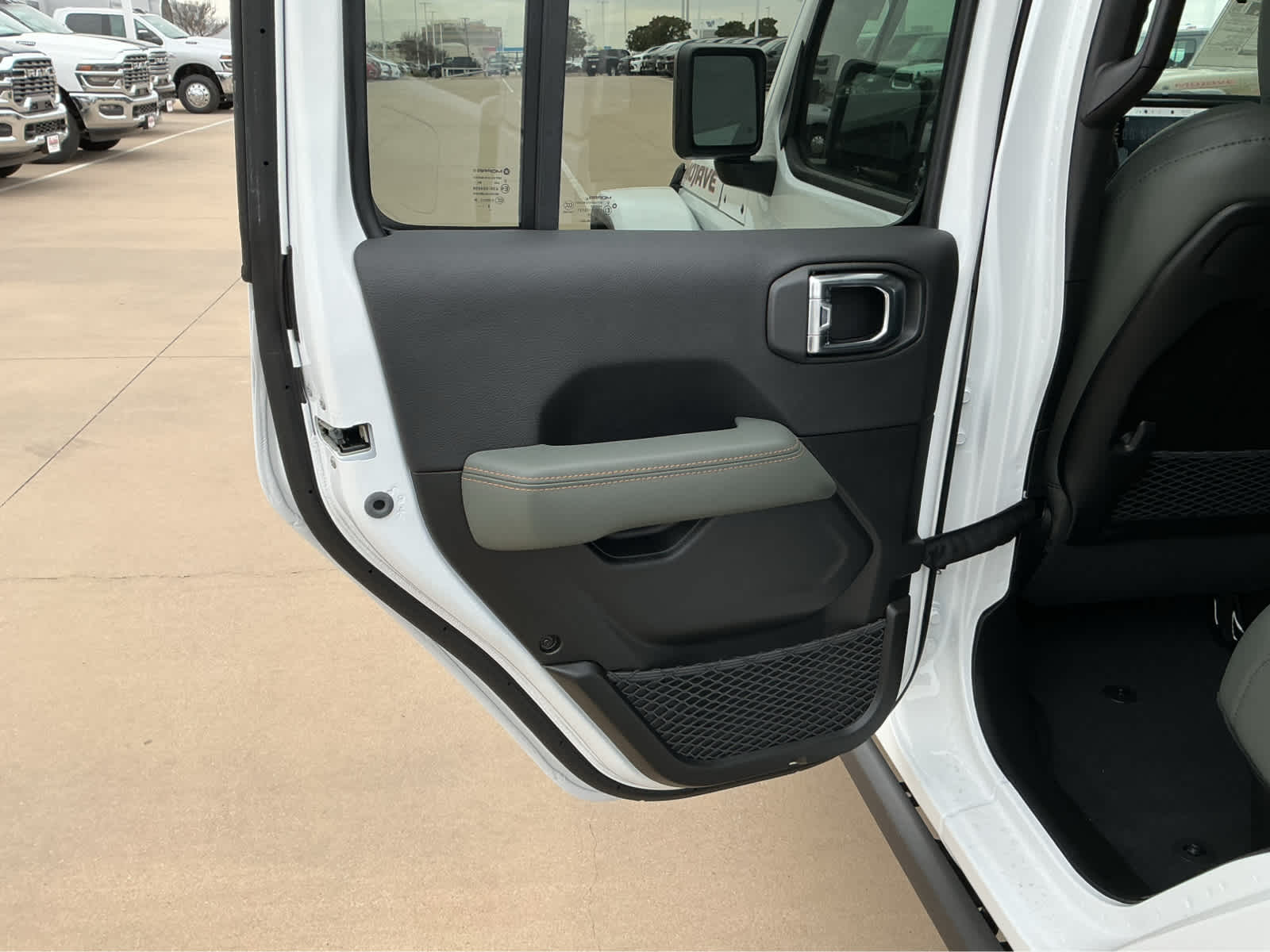 new 2026 Jeep Gladiator car, priced at $58,850