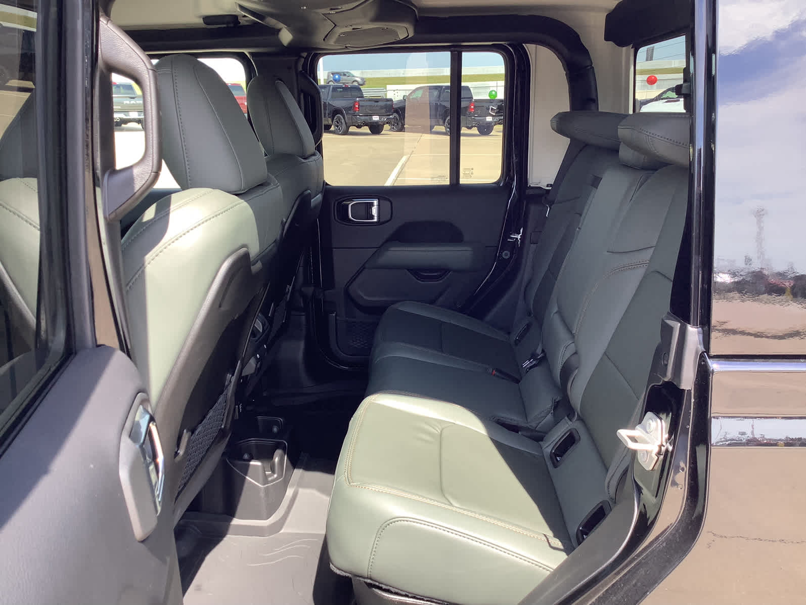 New Car 2025 Jeep Gladiator  Mojave For Sale Under $60,000 In Waco, Texas