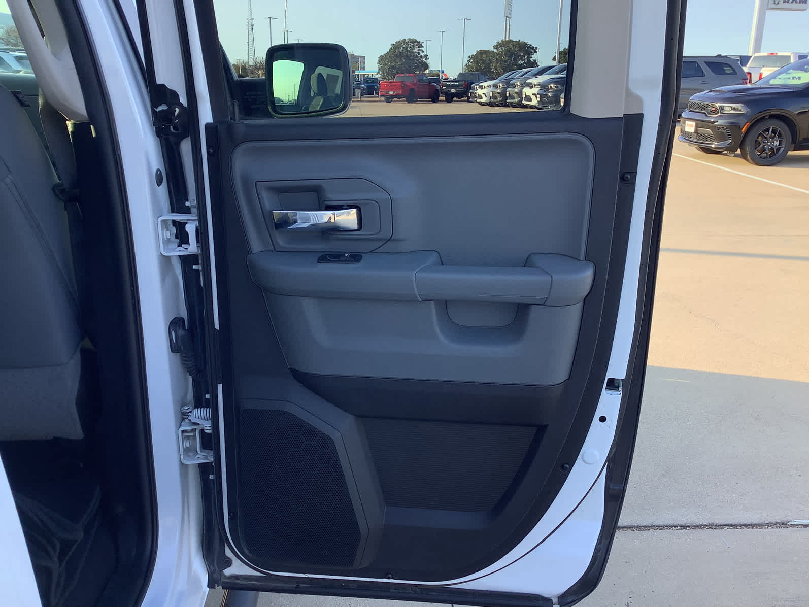 Used Car 2019 Ram 1500 Classic  Slt For Sale Under $30,000 In Waco, Texas