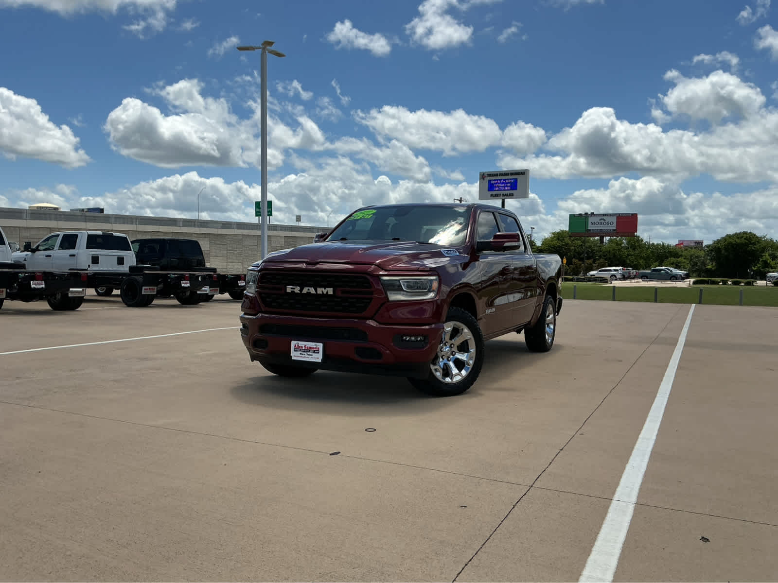 used 2022 Ram 1500 car, priced at $38,450