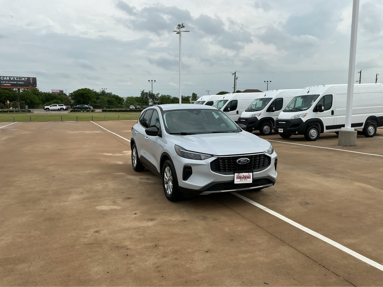 used 2025 Ford Escape car, priced at $25,875