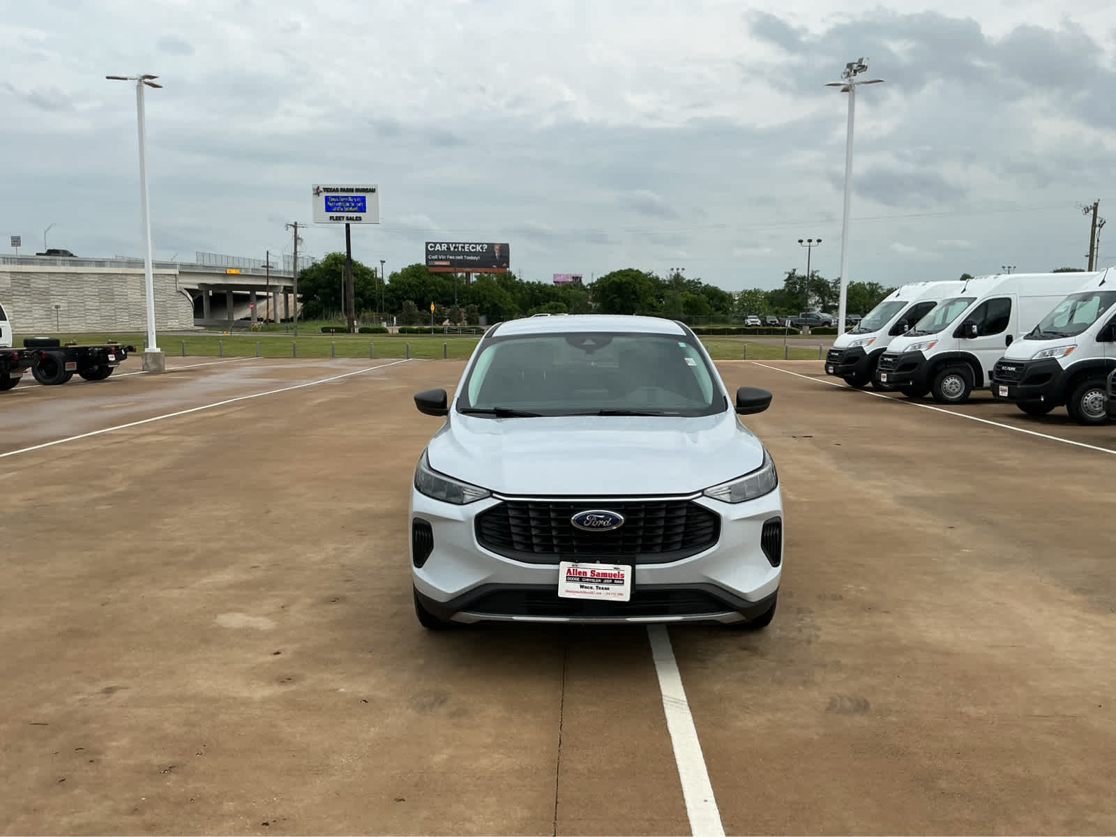 used 2025 Ford Escape car, priced at $25,875