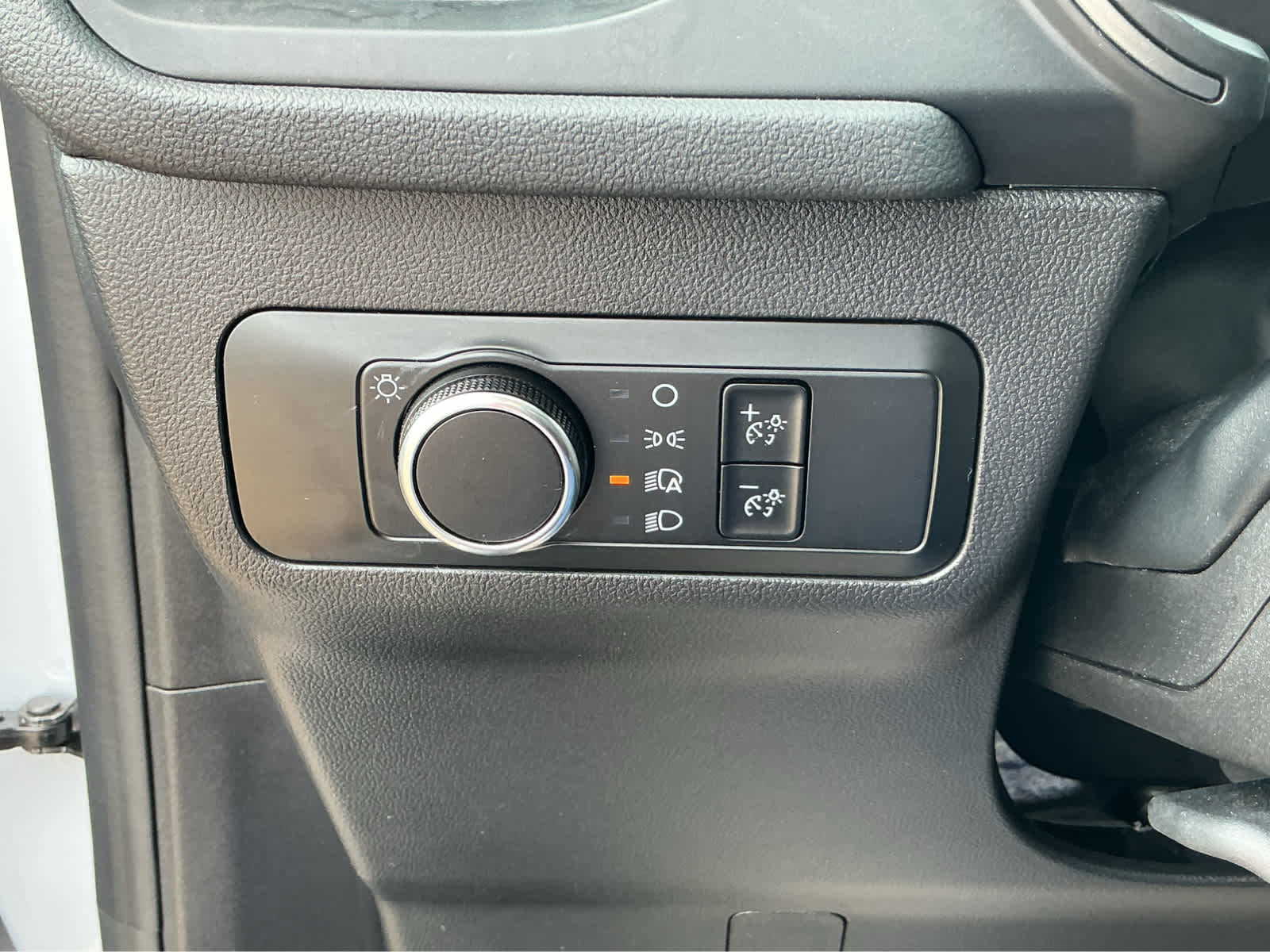 used 2025 Ford Escape car, priced at $25,875