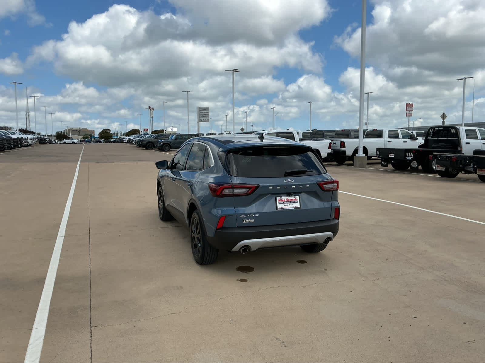 Used Car 2024 Ford Escape  Active For Sale Under $30,000 In Waco, Texas