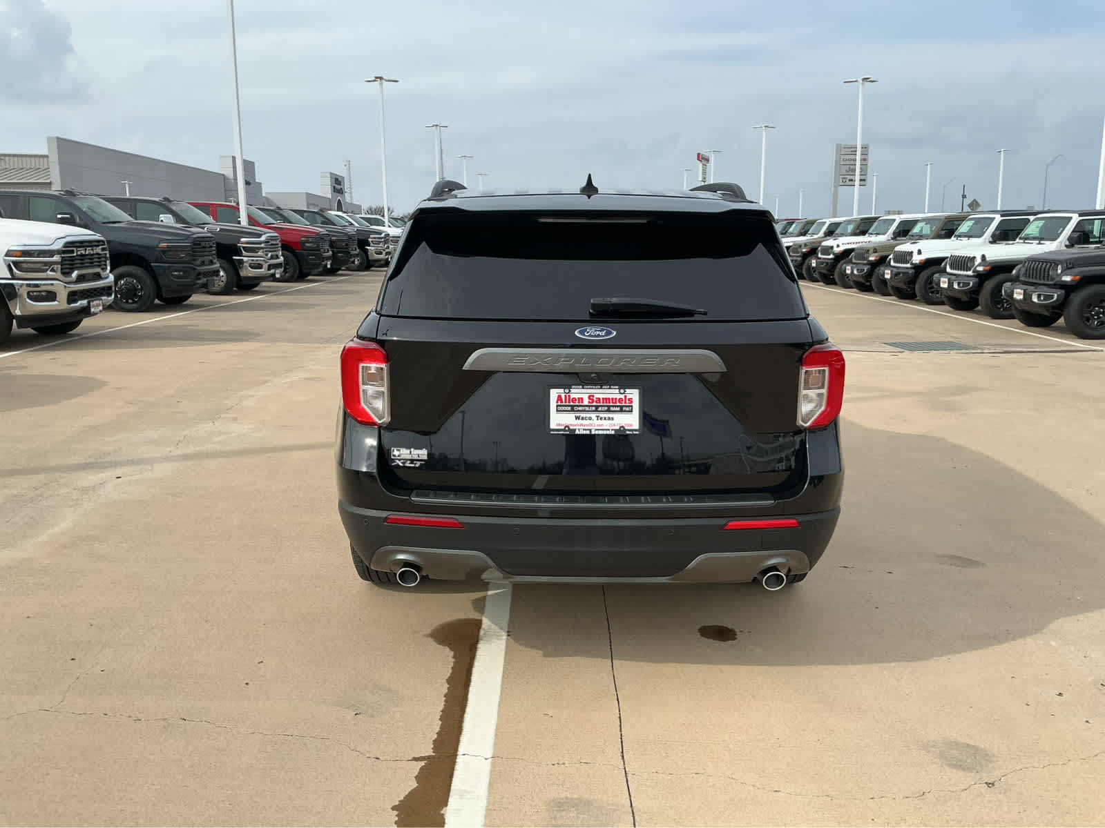 Used Car 2023 Ford Explorer  Xlt For Sale Under $30,000 In Waco, Texas