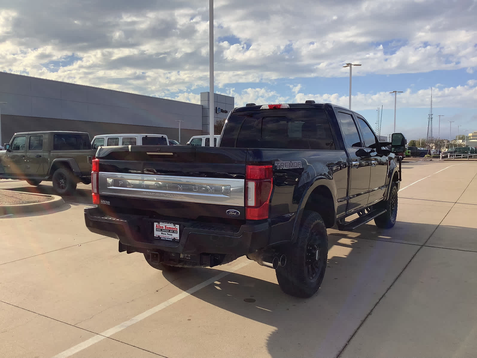 Used Car 2022 Ford Super Duty F-250 Srw  Platinum For Sale Under $70,000 In Waco, Texas