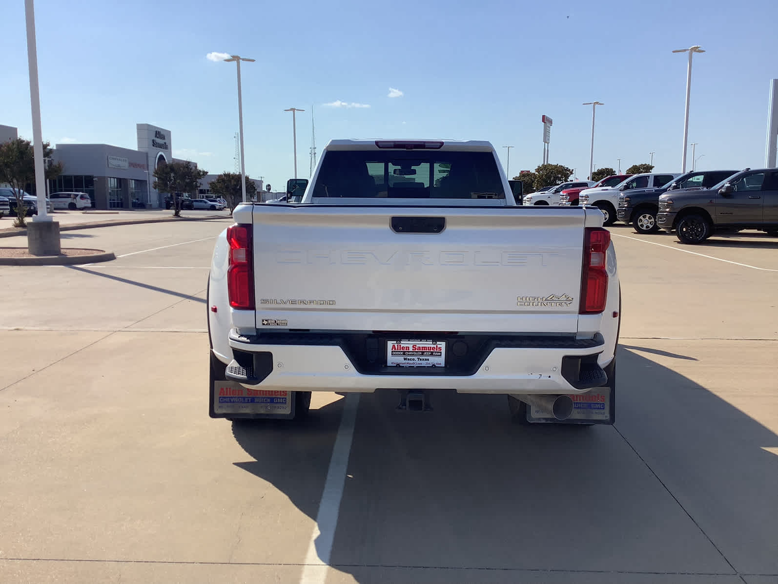 Used Car 2022 Chevrolet Silverado 3500hd  High Country For Sale Under $70,000 In Waco, Texas