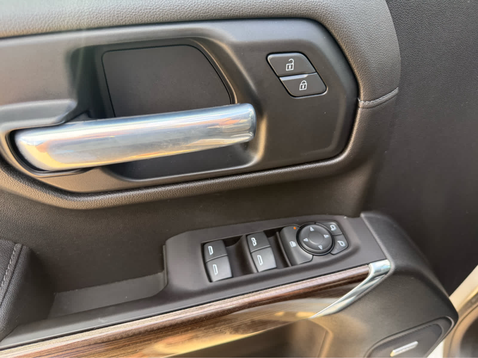 Used Car 2021 Chevrolet Silverado 1500  Lt Trail Boss For Sale Under $40,000 In Waco, Texas