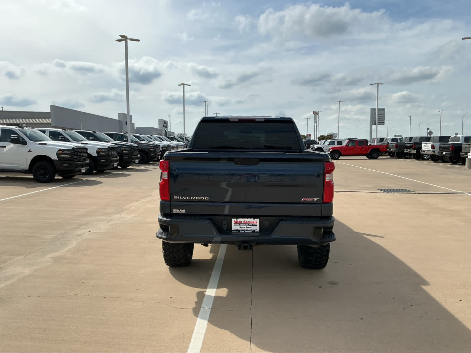 used 2021 Chevrolet Silverado 1500 car, priced at $40,850