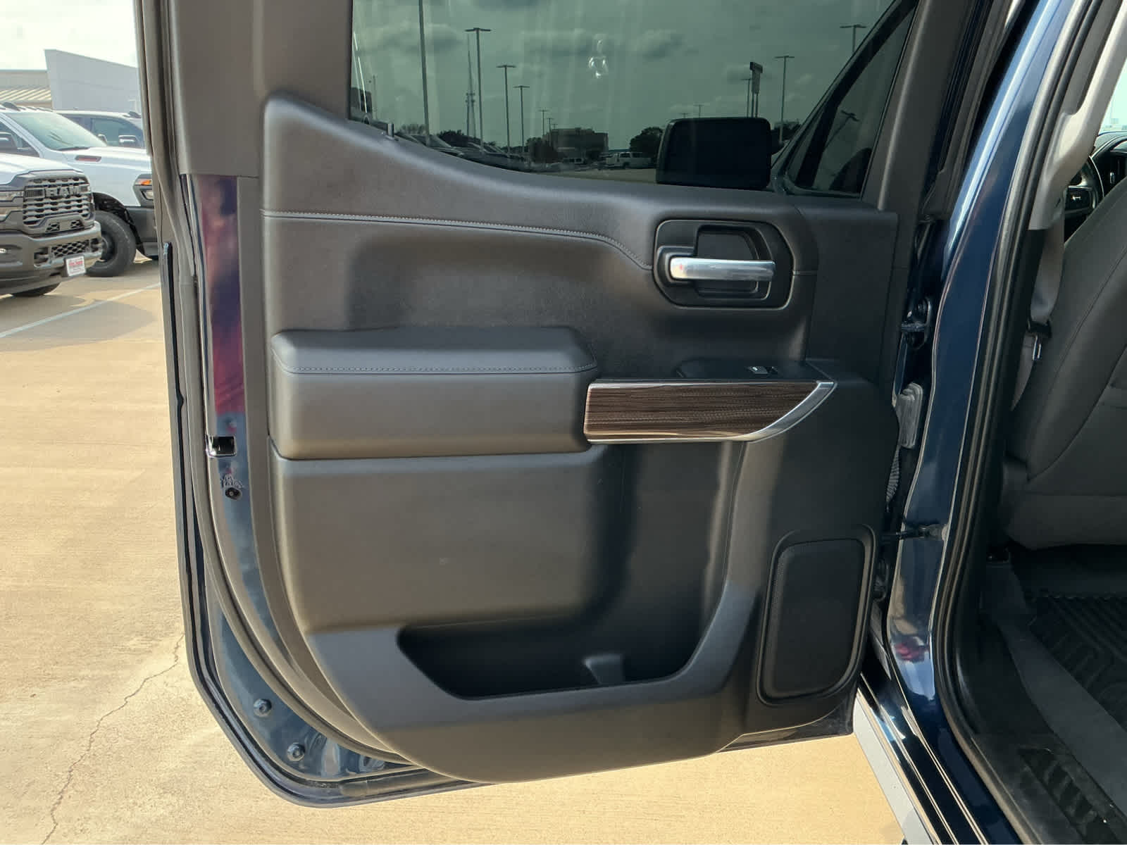 used 2021 Chevrolet Silverado 1500 car, priced at $40,850
