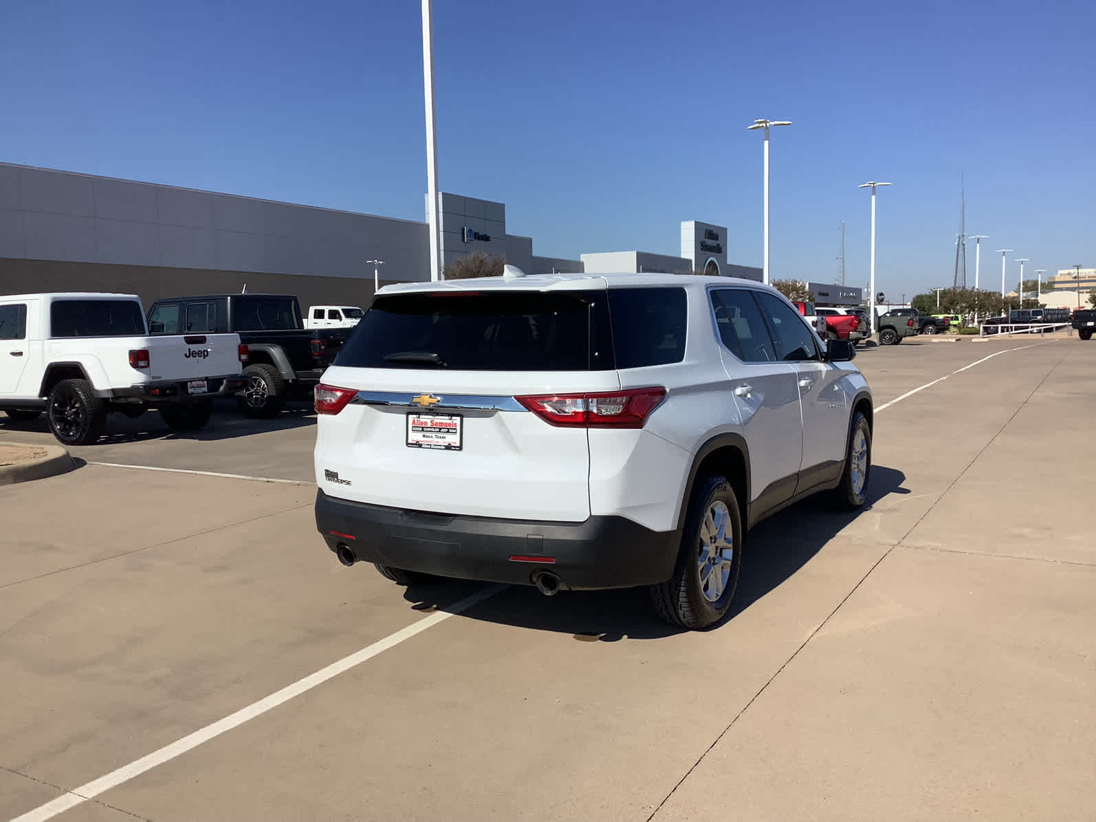 Used Car 2020 Chevrolet Traverse  Ls For Sale Under $20,000 In Waco, Texas