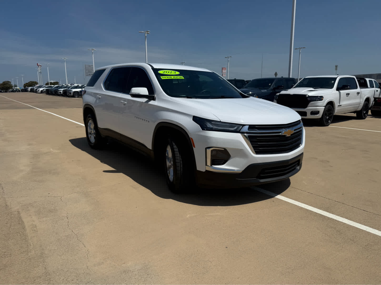 used 2023 Chevrolet Traverse car, priced at $27,250