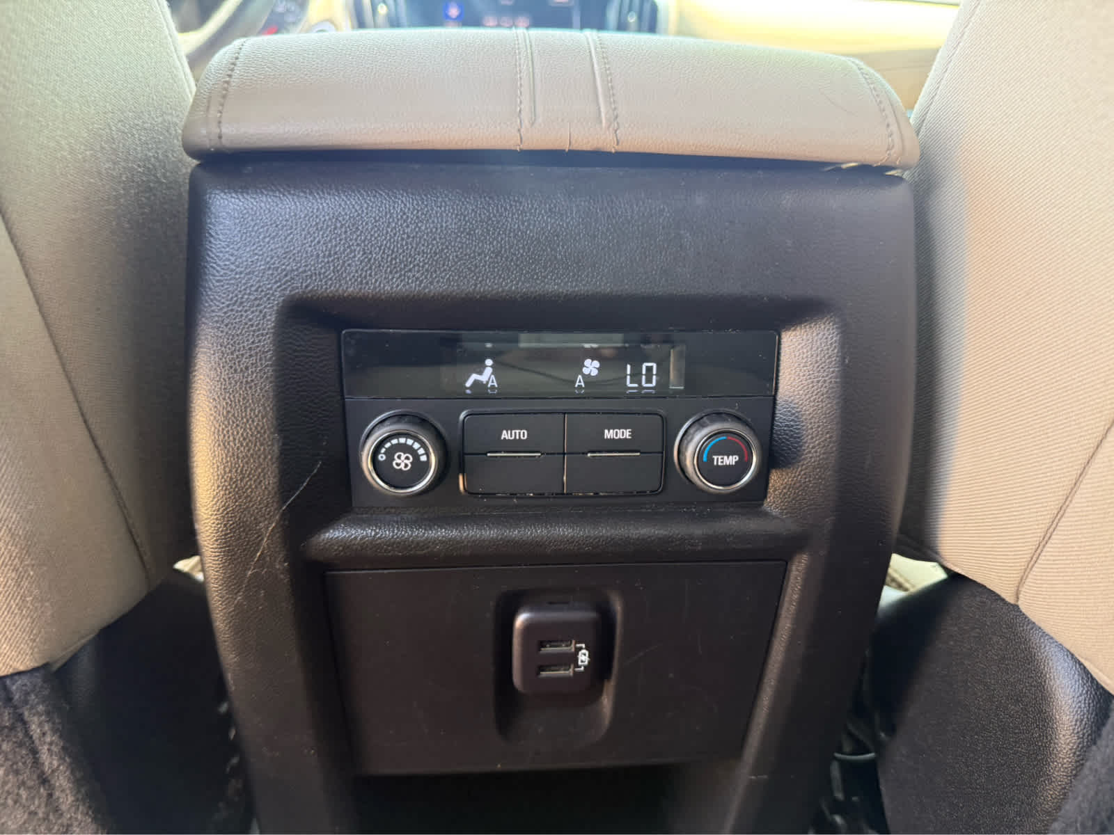 used 2023 Chevrolet Traverse car, priced at $27,250