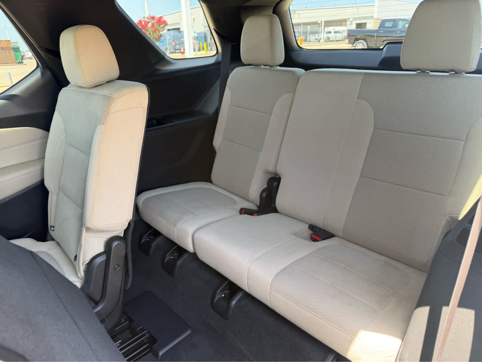 used 2023 Chevrolet Traverse car, priced at $27,250