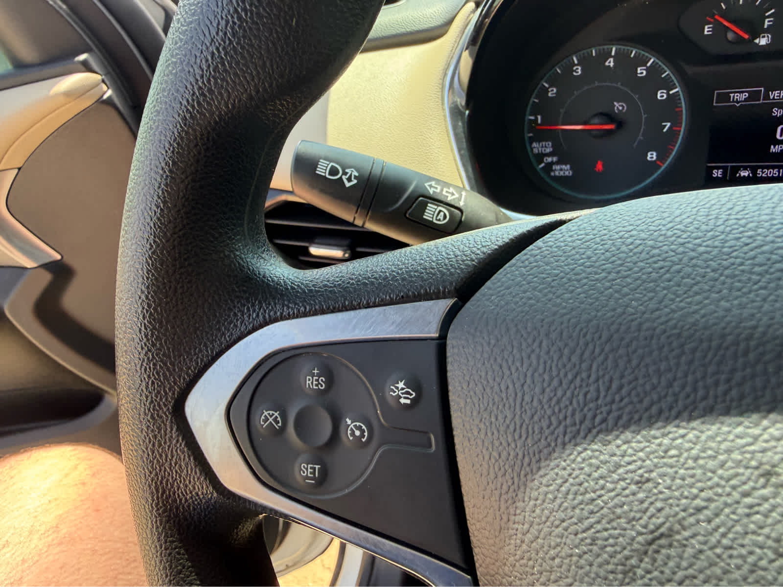 used 2023 Chevrolet Traverse car, priced at $27,250