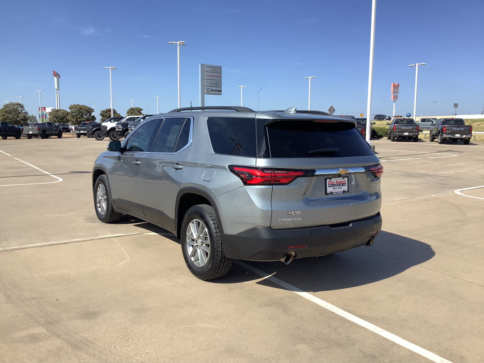 Used Car 2023 Chevrolet Traverse  Lt Leather For Sale Under $35,000 In Waco, Texas