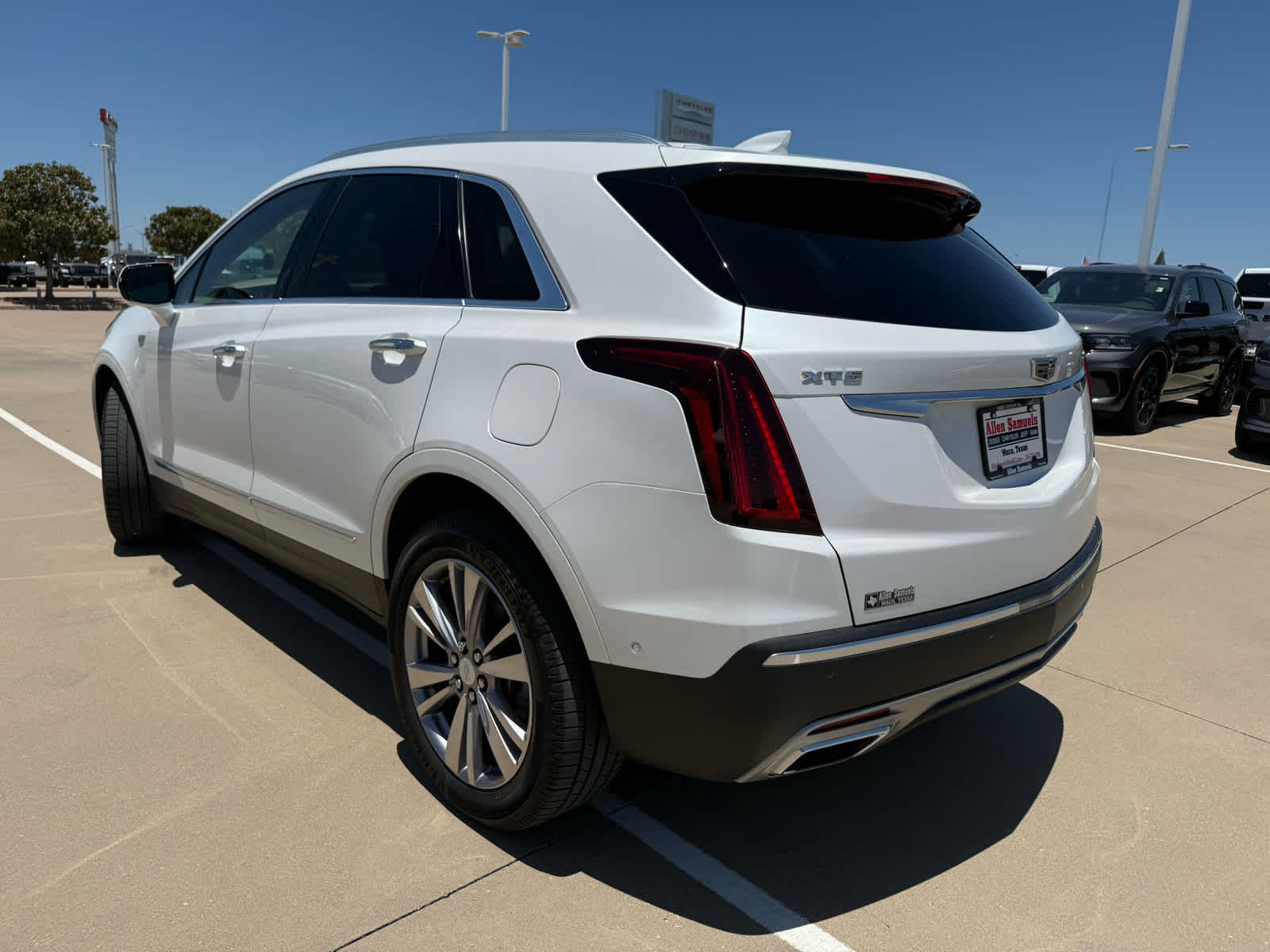 Used Car 2023 Cadillac Xt5  Fwd Premium Luxury For Sale Under $35,000 In Waco, Texas
