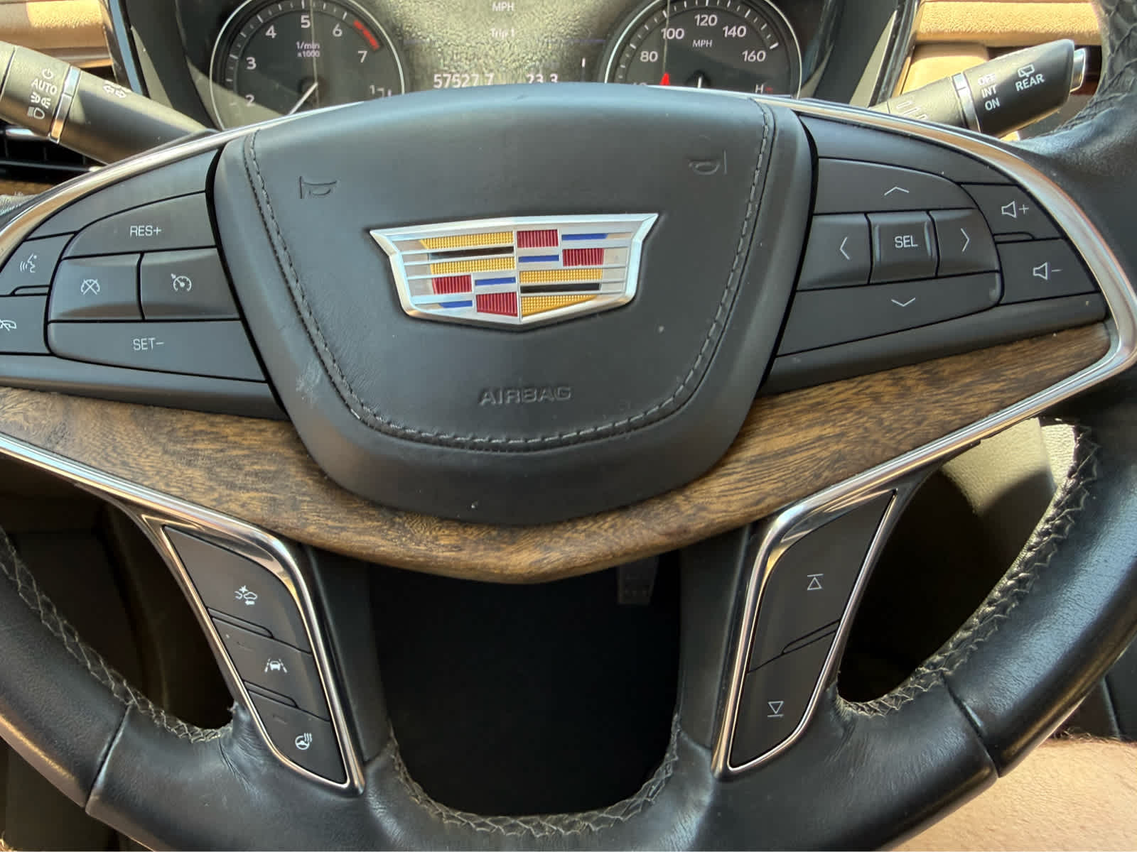 Used Car 2023 Cadillac Xt5  Fwd Premium Luxury For Sale Under $35,000 In Waco, Texas