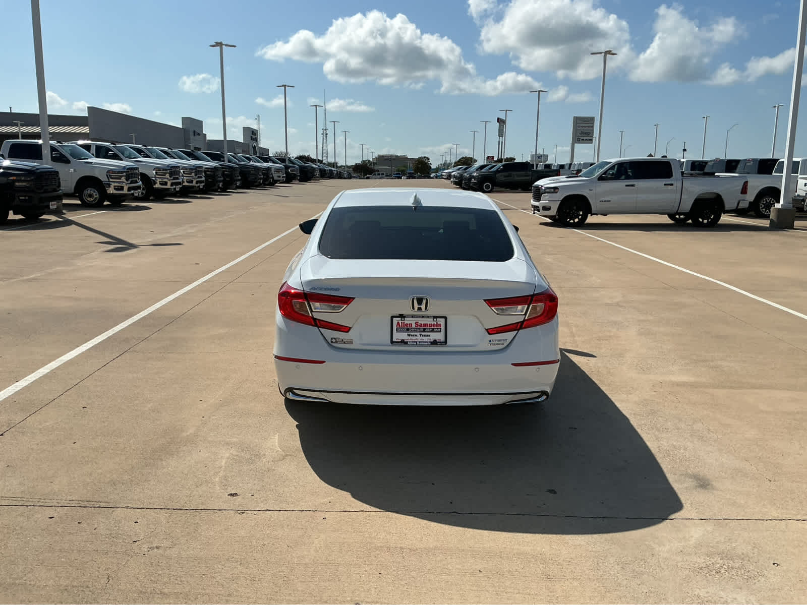Used Car 2021 Honda Accord Hybrid  Touring For Sale Under $30,000 In Waco, Texas