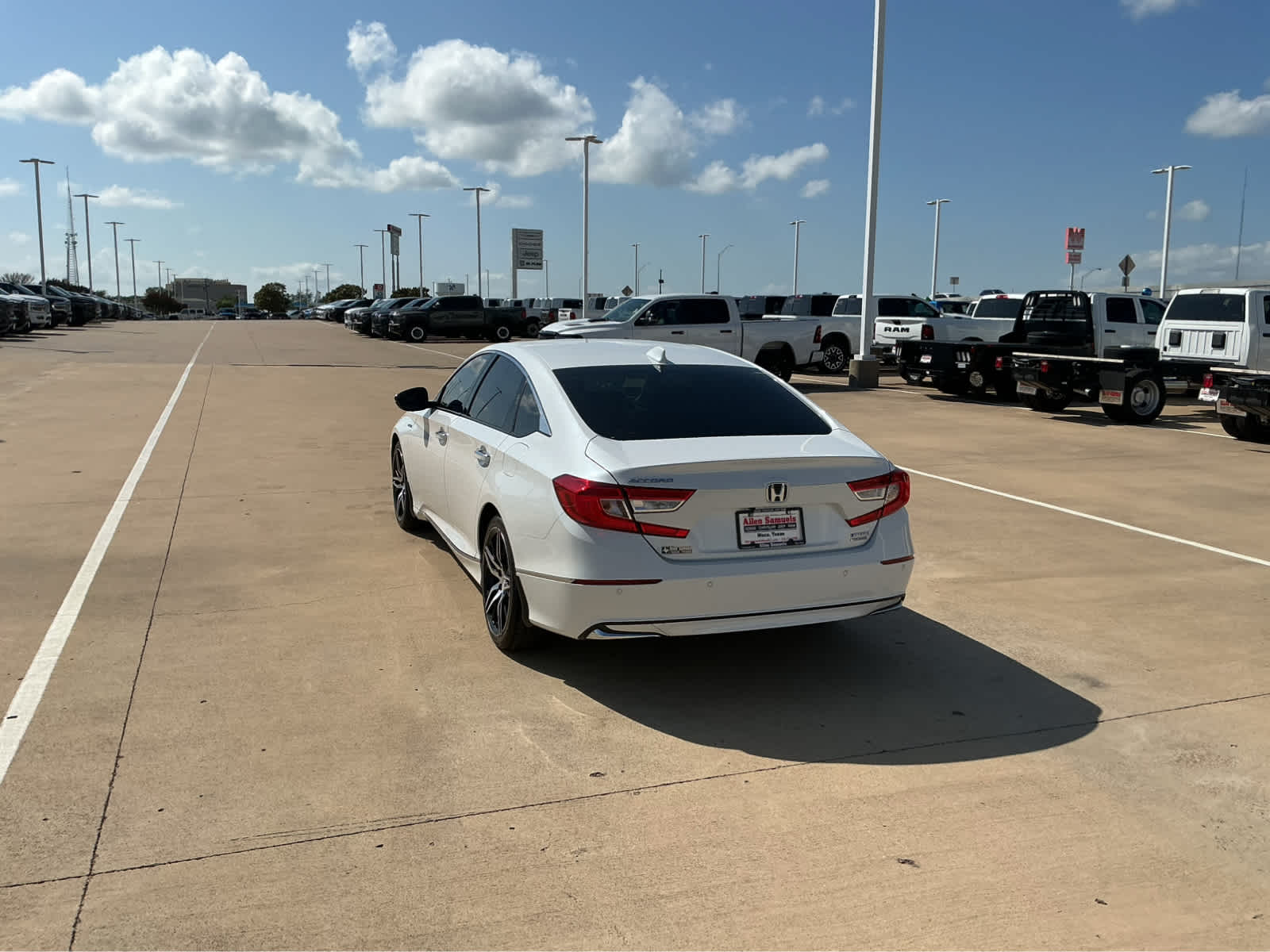 Used Car 2021 Honda Accord Hybrid  Touring For Sale Under $30,000 In Waco, Texas