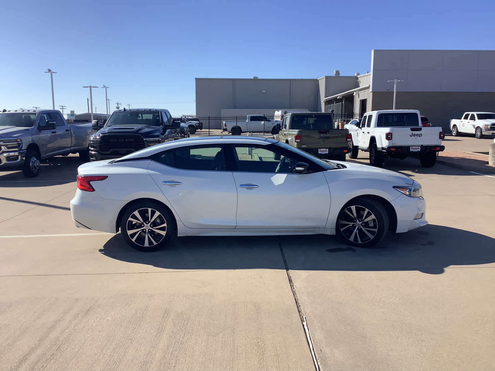 Used Car 2018 Nissan Maxima  Platinum For Sale Under $25,000 In Waco, Texas