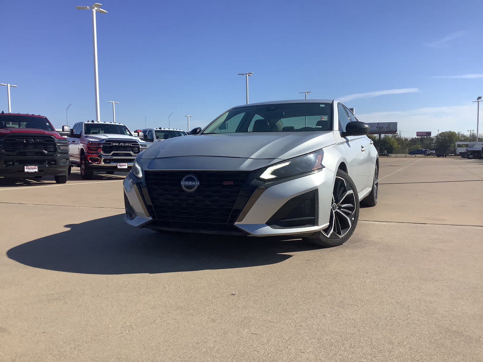 Used Car 2023 Nissan Altima  2.5 Sr For Sale Under $25,000 In Waco, Texas